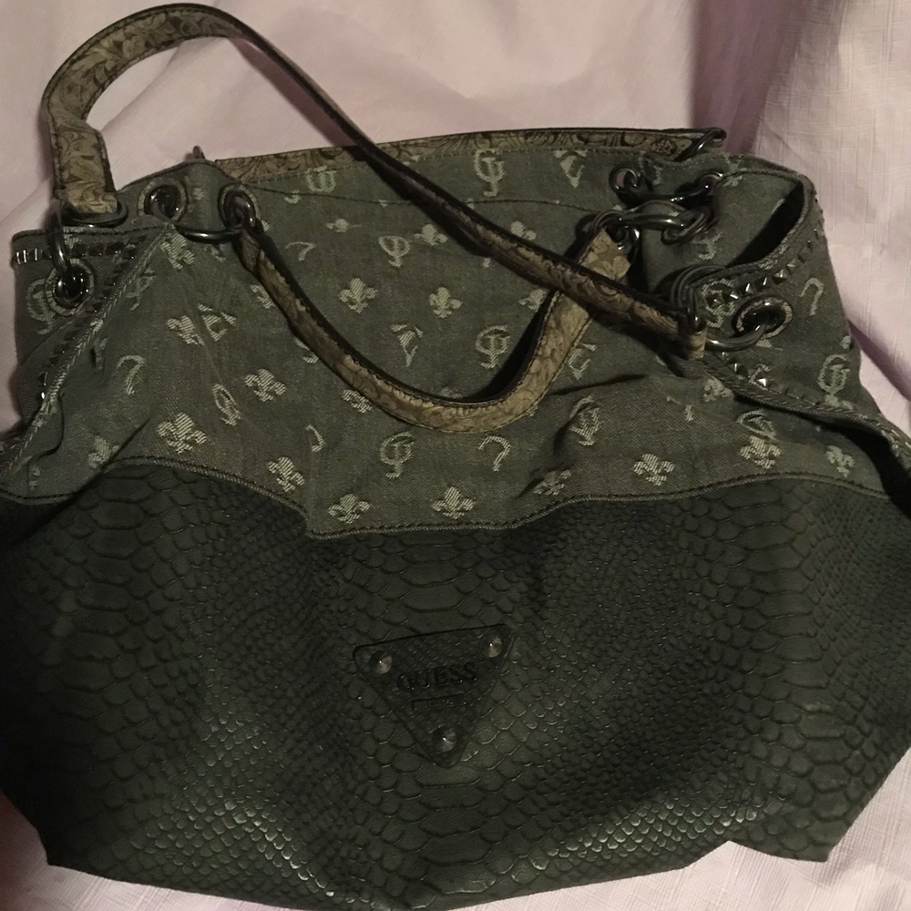 Guess purse